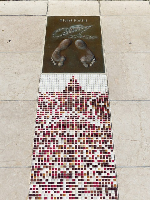 惩罚并行的 惩罚并行的